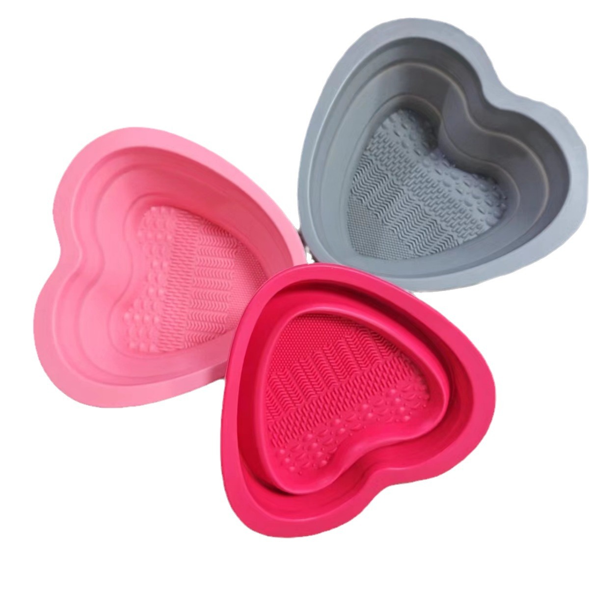 Collapsible Heart Silicone Makeup Brush Cleaning Bowl