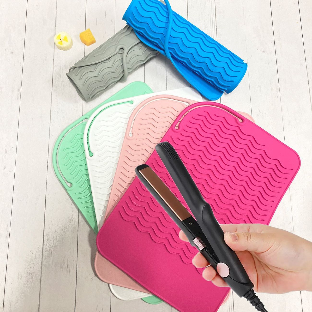 Oversized Wavy Silicone Heat Resistant Mat For Hair Styling Tools